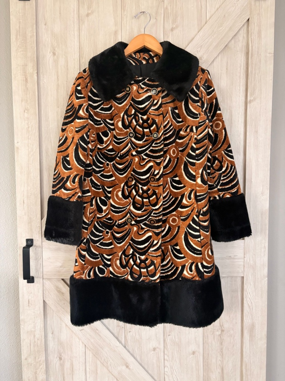 Vintage 60’s Psychedelic Tapestry Coat - Picture 10 of 16